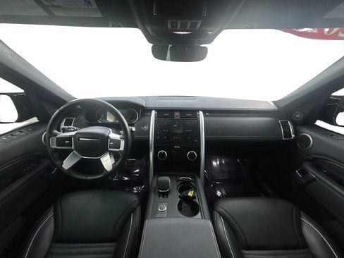 Used 2023 Land Rover Discovery HSE R-Dynamic AWD/4WD image 17