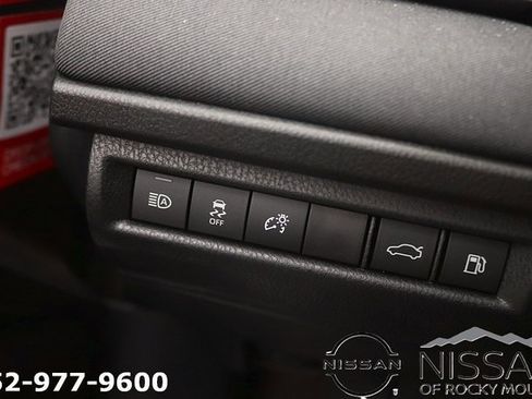 Used 2025 Toyota Camry LE image 23