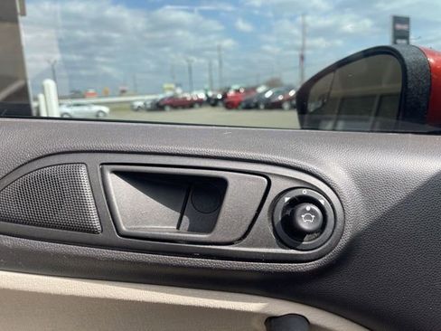 Used 2019 Ford Fiesta SE image 20