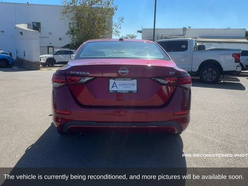 Used 2024 Nissan Sentra SV FWD image 7