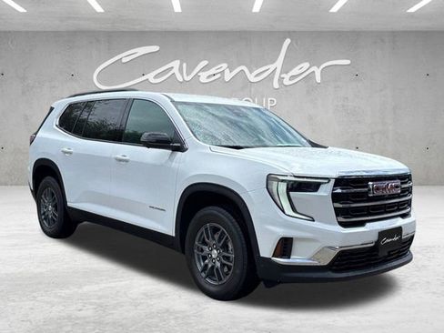 Used 2026 GMC Acadia Elevation FWD image 2