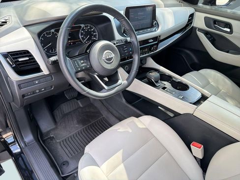 Used 2023 Nissan Rogue SL image 4