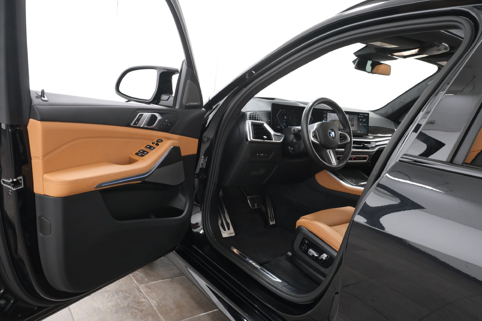 Used 2026 BMW X5 M60i AWD/4WD image 24