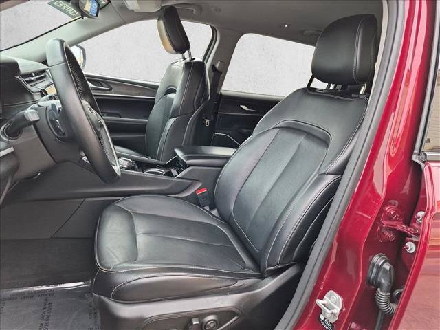 Used 2021 Jeep Grand Cherokee L Limited RWD image 16