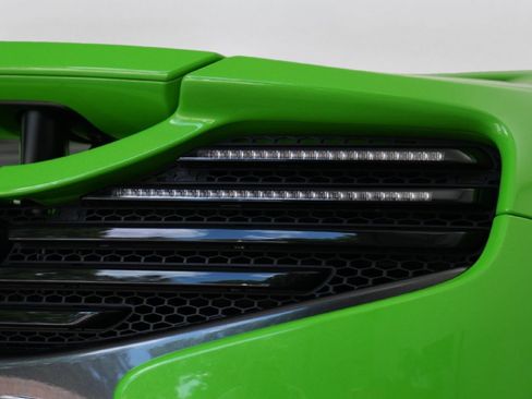 Used 2015 McLaren 650S Spider RWD image 53