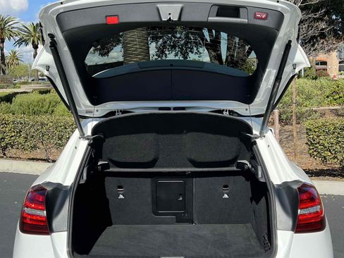 Used 2019 Mercedes-Benz GLA 250 4MATIC w/ Premium Package image 67