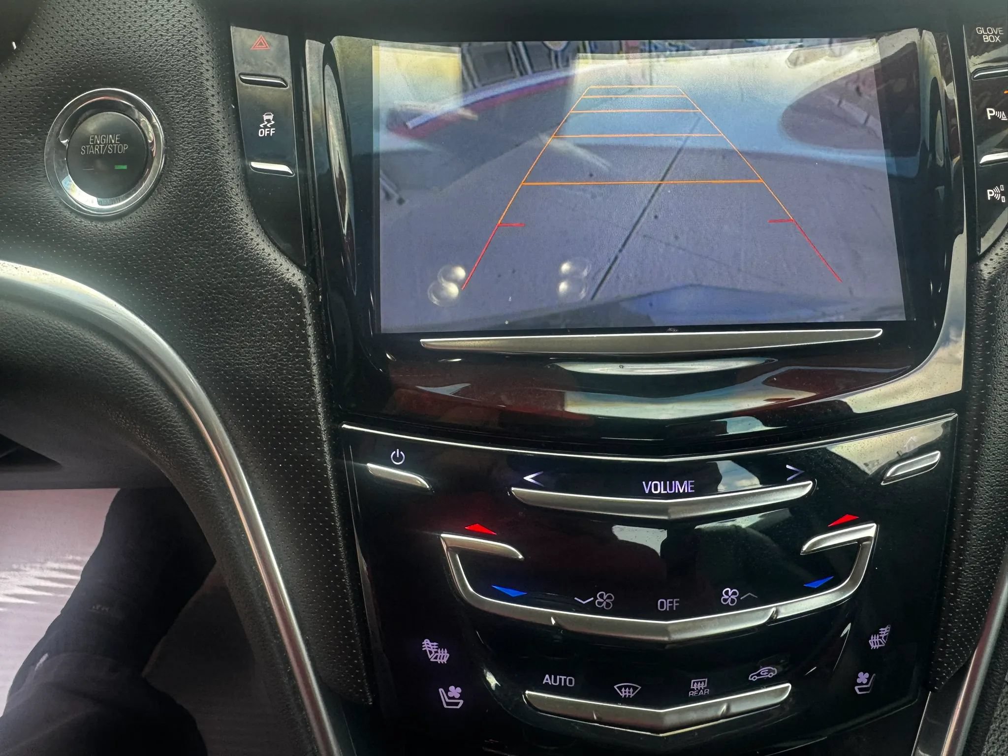 Used 2015 Cadillac XTS Luxury FWD image 10