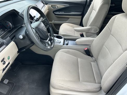 Used 2021 Honda Pilot EX image 17