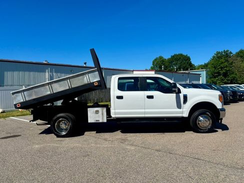 Used 2017 Ford F350 XL w/ Power Equipment Group AWD/4WD image 5