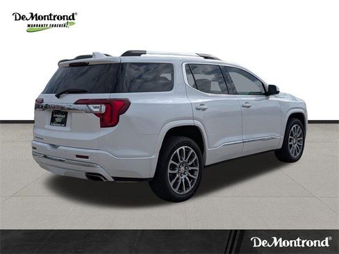 Certified 2023 GMC Acadia Denali w/ Denali Ultimate Package image 5