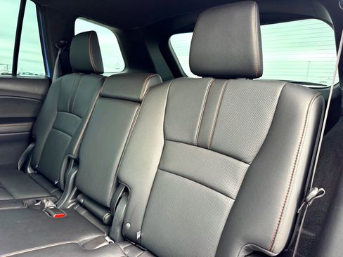 Used 2025 Honda Passport TrailSport image 19