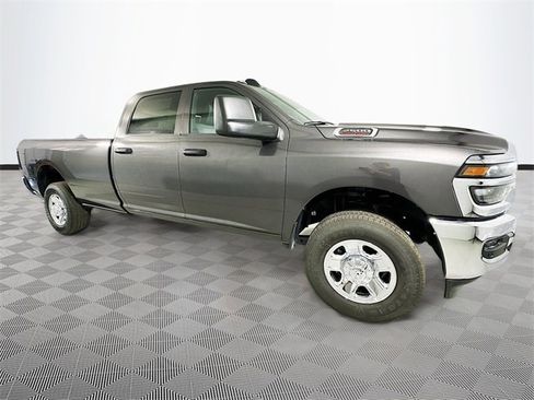 New 2026 RAM 2500 Tradesman w/ Chrome Appearance Group image 3