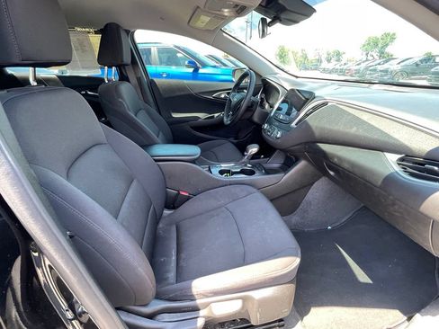 Used 2024 Chevrolet Malibu RS FWD image 25