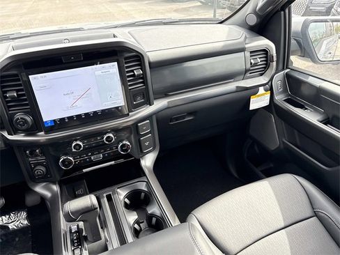 New 2025 Ford F150 Lariat w/ Equipment Group 501A Mid image 15