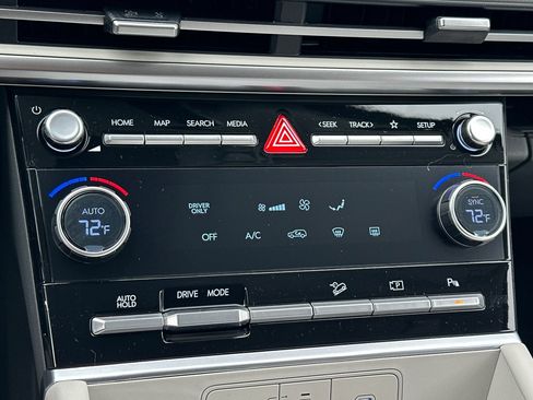 New 2026 Hyundai Santa Fe SE image 21