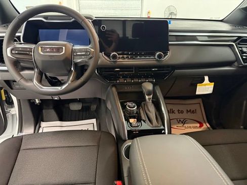 New 2026 GMC Canyon Elevation AWD/4WD image 14