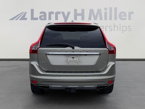 Used 2016 Volvo XC60 T5 Premier w/ Proximity Package image 4