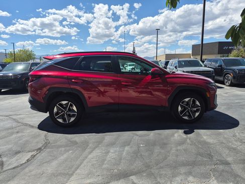 Used 2025 Hyundai Tucson SEL AWD/4WD image 2