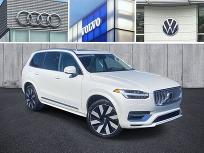 Certified 2023 Volvo XC90 T8 Ultimate w/ Lounge Package