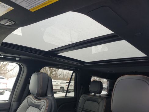 Certified 2024 Lincoln Navigator Black Label image 11