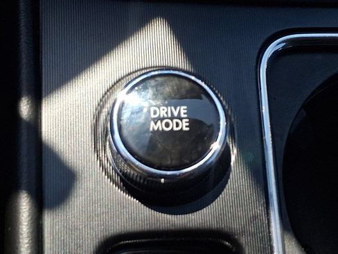 Certified 2023 Lincoln Corsair AWD image 26