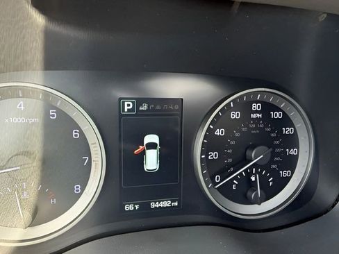 Used 2016 Hyundai Tucson Limited w/ Option Group 03 AWD/4WD image 16