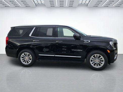 Used 2024 GMC Yukon SLT image 4
