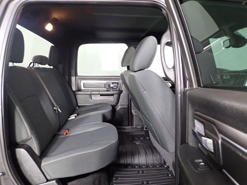 Used 2022 RAM 1500 Classic Warlock AWD/4WD image 41