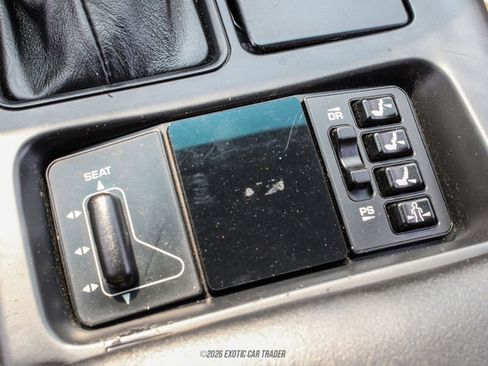 Used 1995 Chevrolet Corvette Convertible RWD image 30
