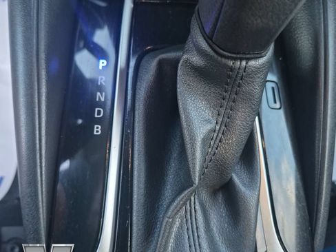 Used 2024 Toyota Corolla LE FWD image 23