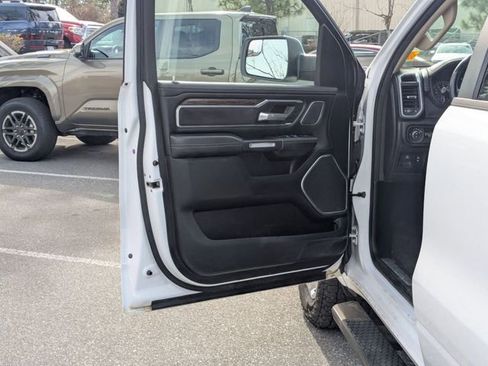 Used 2020 RAM 1500 Laramie image 28