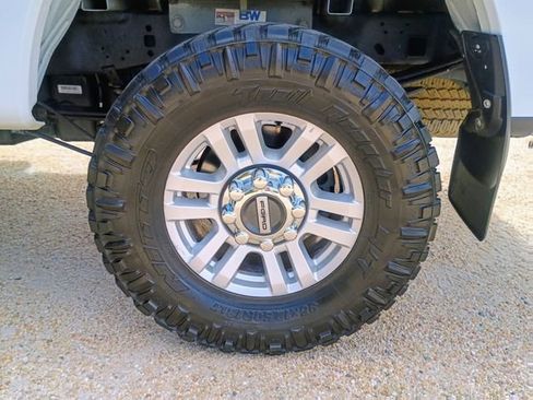 Used 2019 Ford F250 XLT image 22