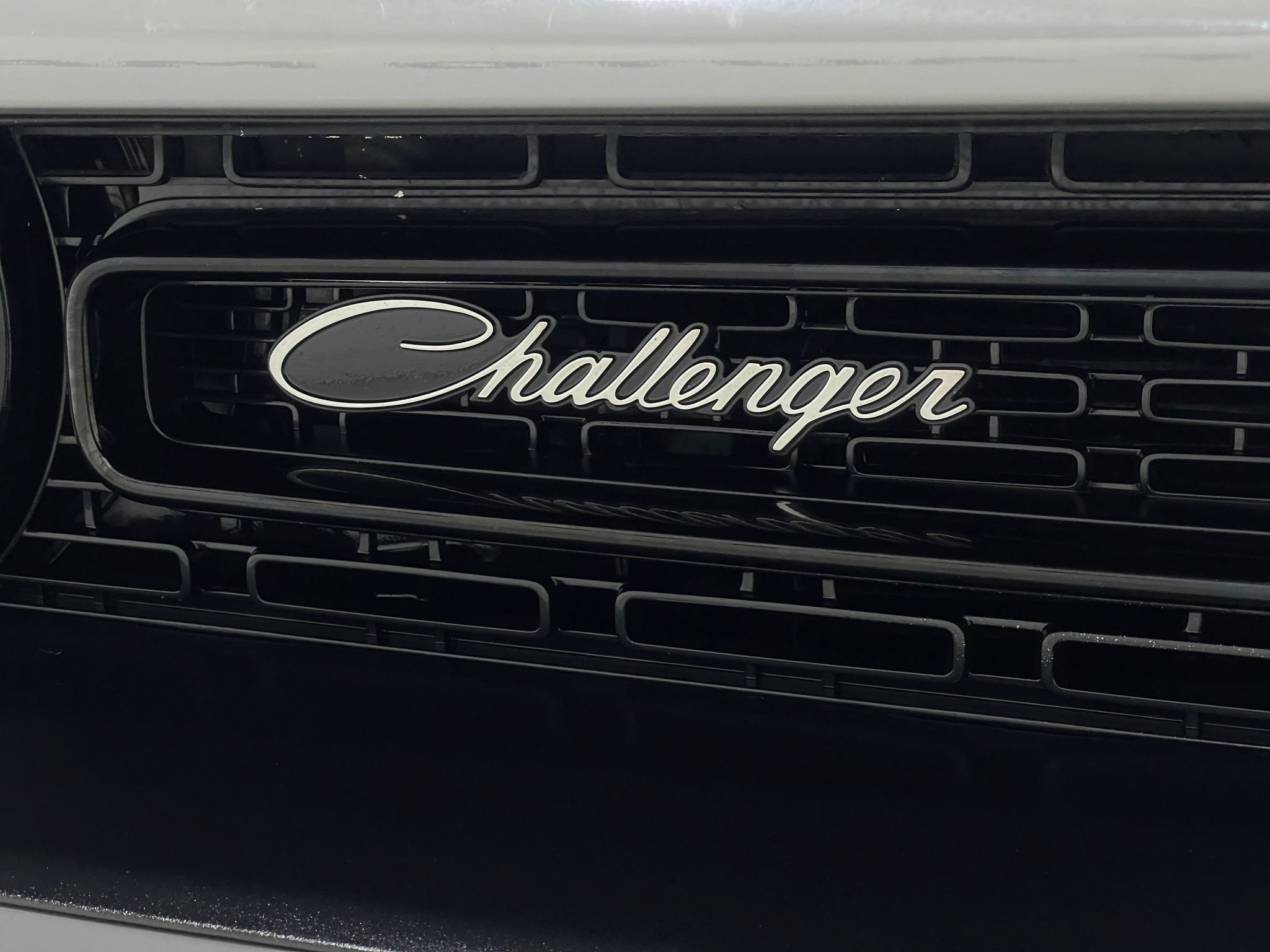 Used 2018 Dodge Challenger R/T RWD image 35