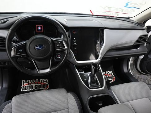 Used 2022 Subaru Outback Premium AWD/4WD image 4