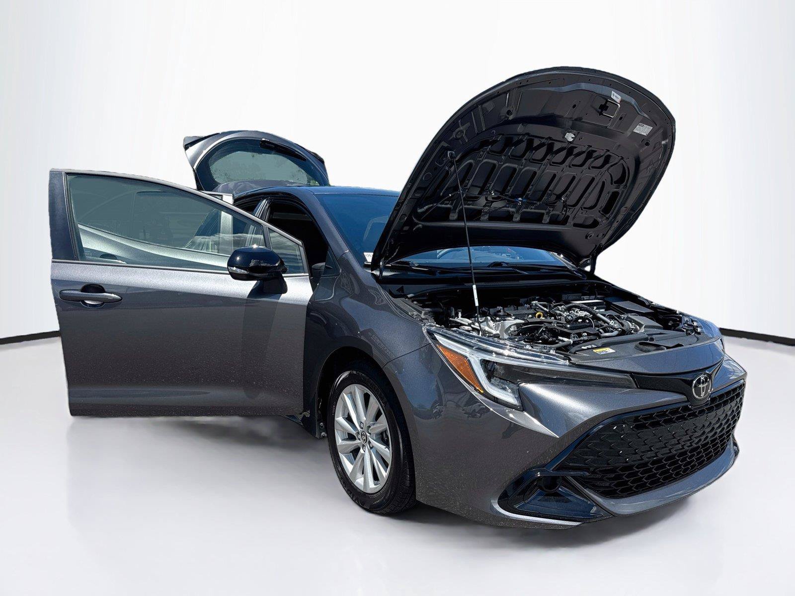 Used 2026 Toyota Corolla SE FWD image 37