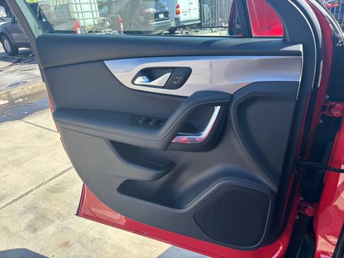 Used 2026 Chevrolet Blazer LT FWD image 18