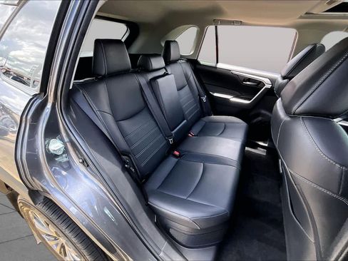 Used 2024 Toyota RAV4 XLE Premium AWD/4WD image 21