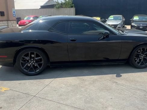 Used 2019 Dodge Challenger GT w/ Blacktop Package RWD image 13