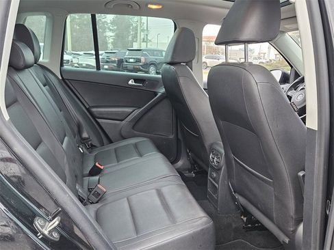Used 2017 Volkswagen Tiguan Wolfsburg Edition image 13