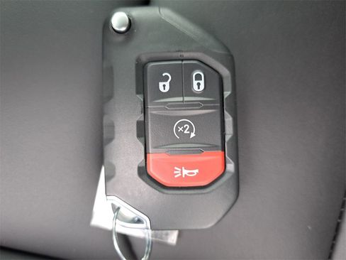 New 2025 Jeep Gladiator Rubicon image 36