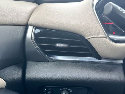 Used 2023 Chevrolet Traverse LS w/ Safety Package image 38