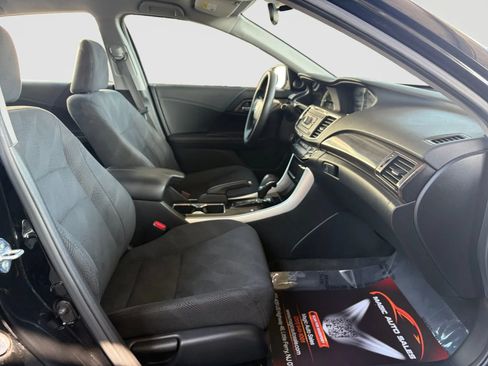 Used 2017 Honda Accord Hybrid Sedan image 20