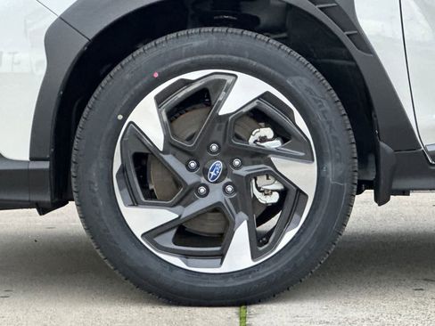 New 2026 Subaru Crosstrek 2.5i Limited w/ Crosstrek Mirror Package image 31