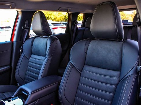 New 2025 Mitsubishi Outlander SE AWD/4WD image 32