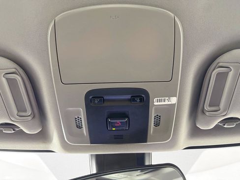 Certified 2023 Toyota Camry SE FWD image 6