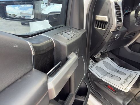 Used 2018 Ford F350 Platinum w/ Platinum Ultimate Package AWD/4WD image 11