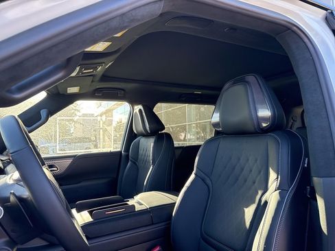New 2026 INFINITI QX80 Autograph w/ Premium Cargo Package AWD/4WD image 27
