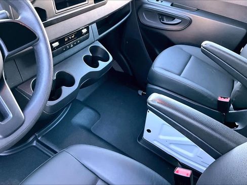 Used 2023 Mercedes-Benz Sprinter 2500 image 16