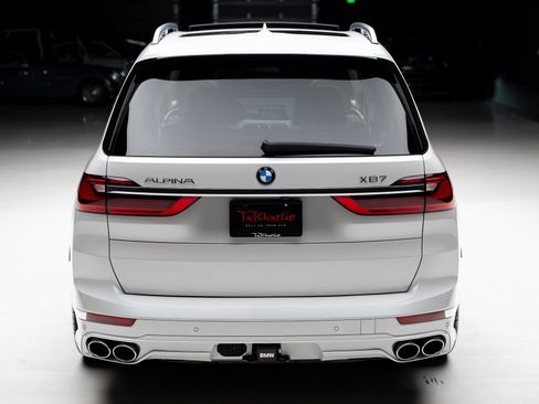 Used 2022 BMW ALPINA XB7 AWD/4WD image 25