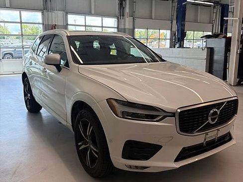 Used 2018 Volvo XC60 T6 R-Design w/ Convenience Package AWD/4WD image 2